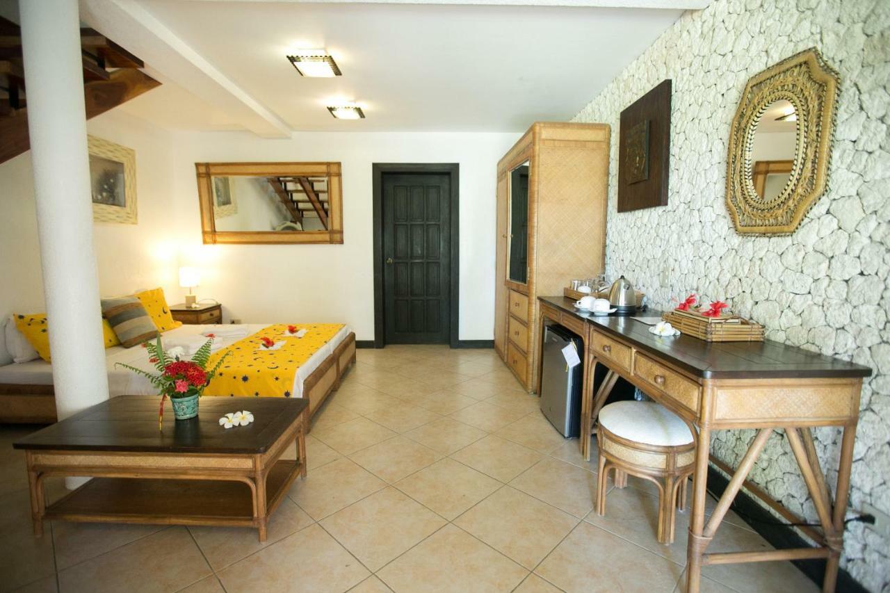 Dolphin House Resort Moalboal Exterior foto